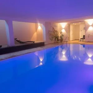 Zum Loewen Hotel